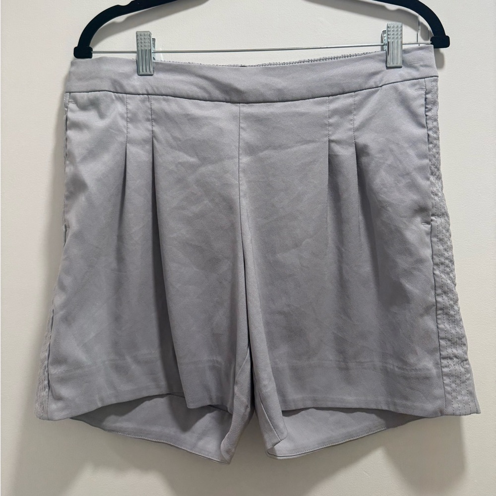 Nike Gray Athletic Shorts Modern Fit